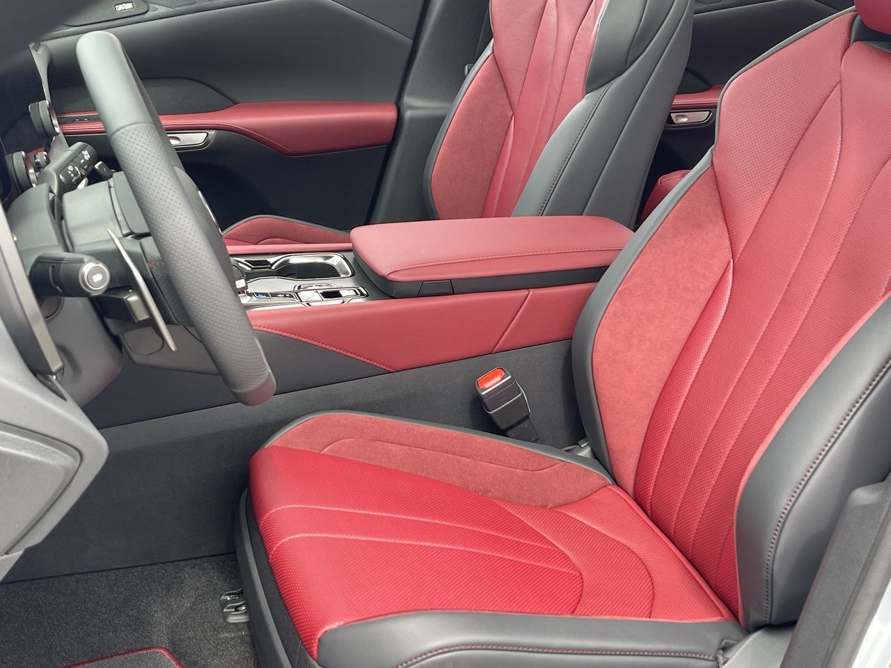 2024 Lexus RX in Laval, Quebec