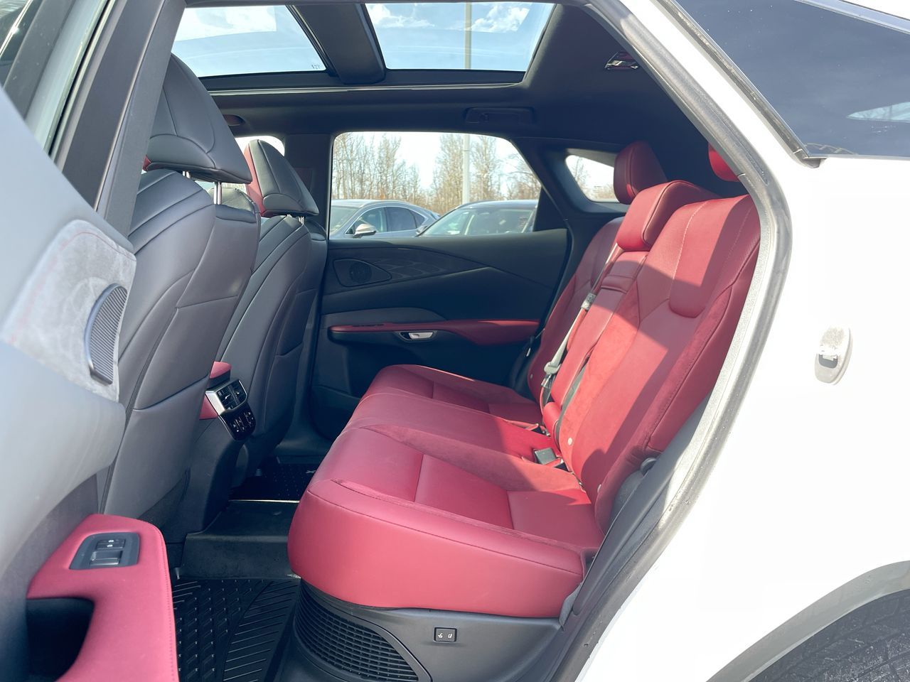 Lexus RX  2024 à Laval, Québec