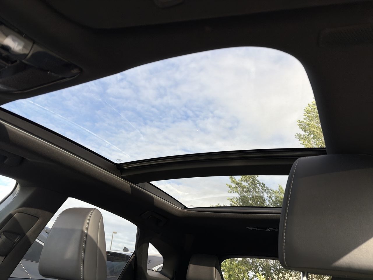 2025 Lexus RX in Laval, Quebec