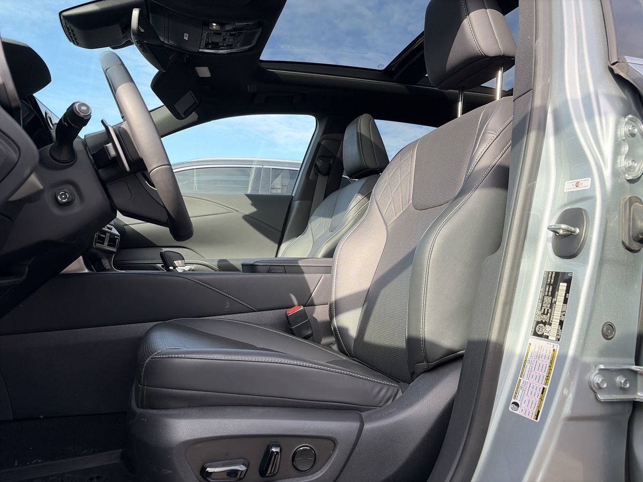 2025 Lexus RX in Laval, Quebec