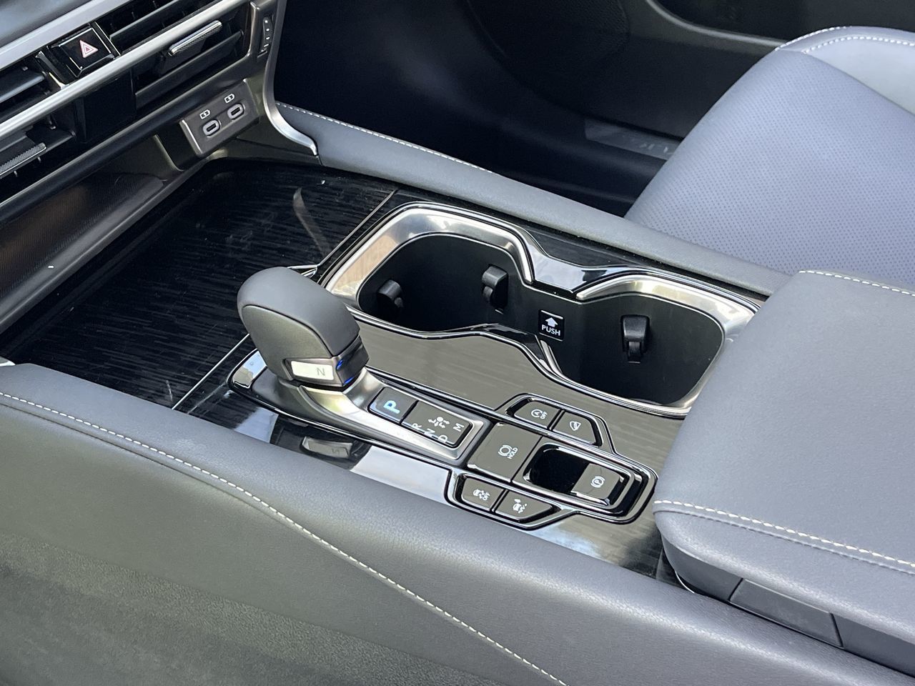 2025 Lexus RX in Laval, Quebec
