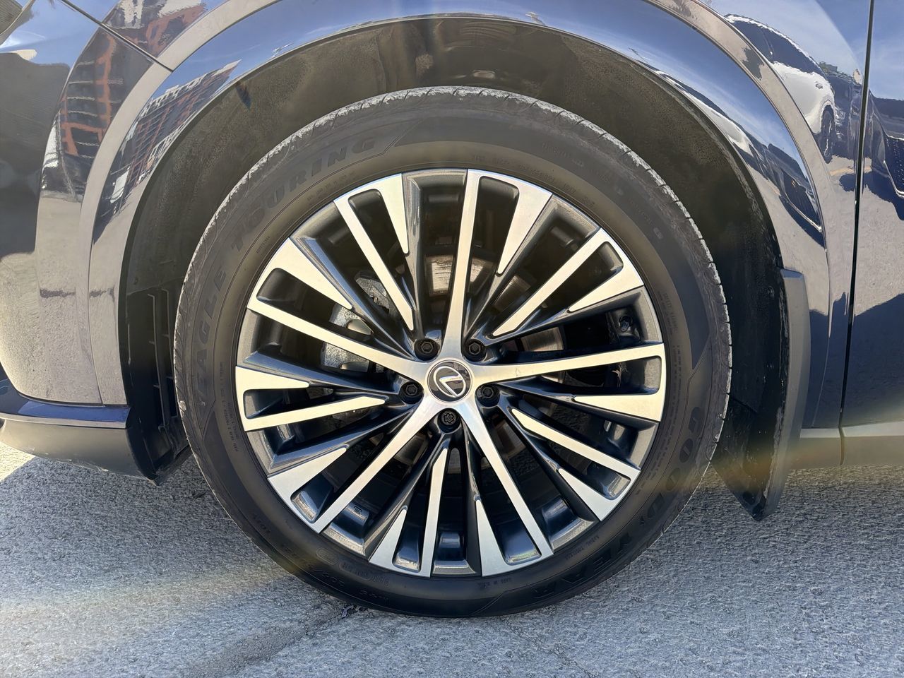 Lexus RX  2025