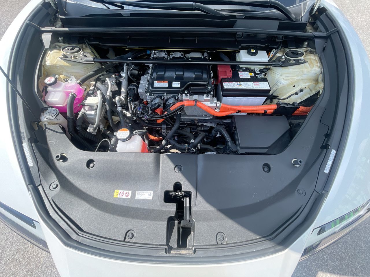 Lexus RZ  2023 à Laval, Québec