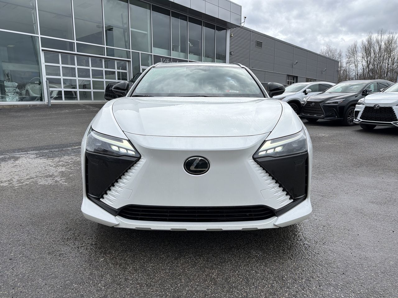 Lexus RZ  2023
