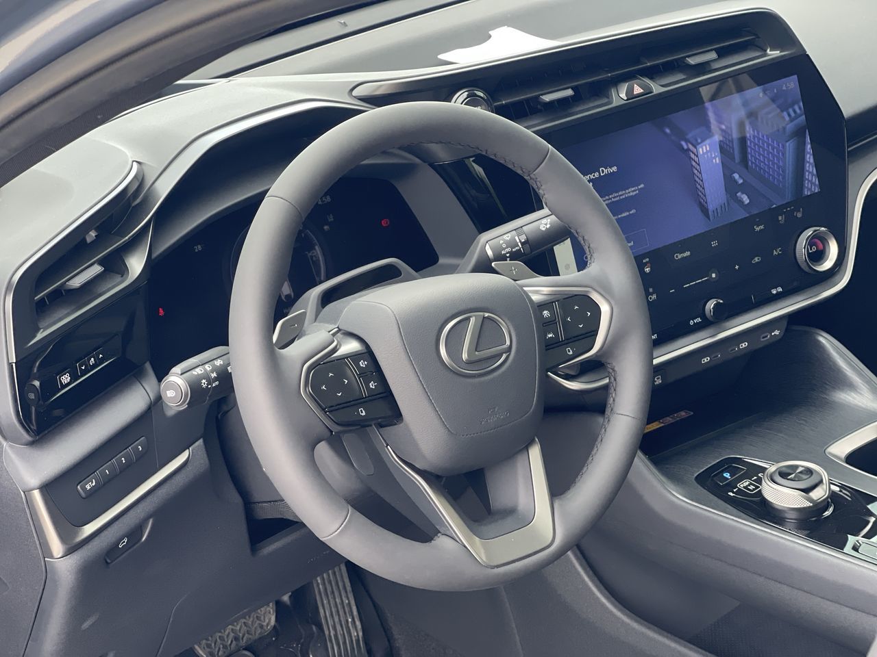 Lexus RZ  2024 à Laval, Québec