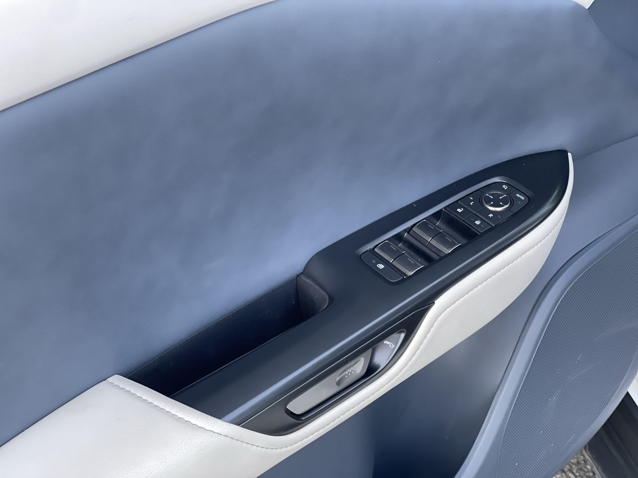 2024 Lexus RZ in Laval, Quebec