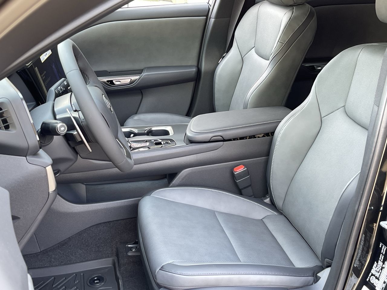 2025 Lexus RZ in Laval, Quebec