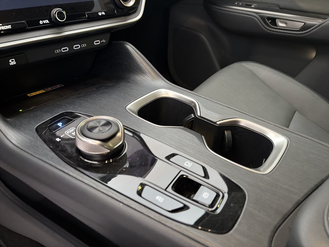 Lexus RZ  2025 à Laval, Québec