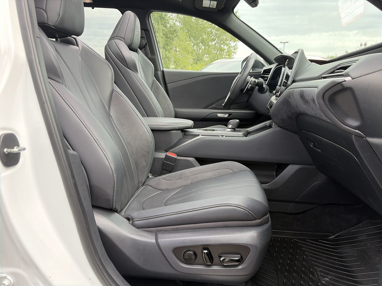2024 Lexus TX in Laval, Quebec