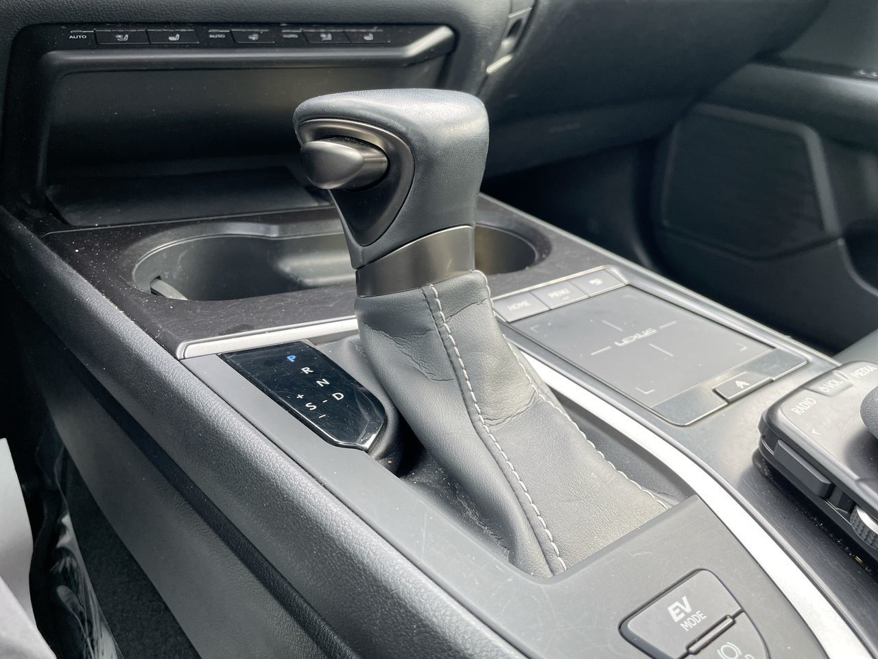 2019 Lexus UX 250h in Laval, Quebec