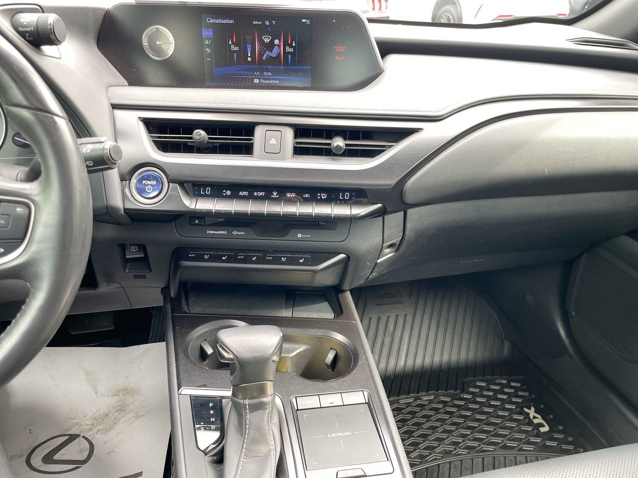 2019 Lexus UX 250h in Laval, Quebec