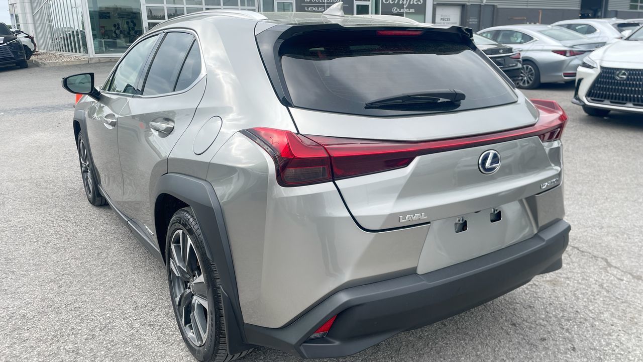 Lexus UX 250h  2021 à Laval, Québec