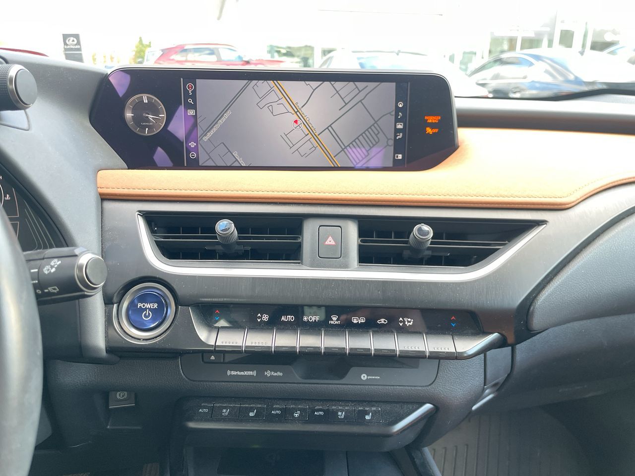Lexus UX 250h  2021