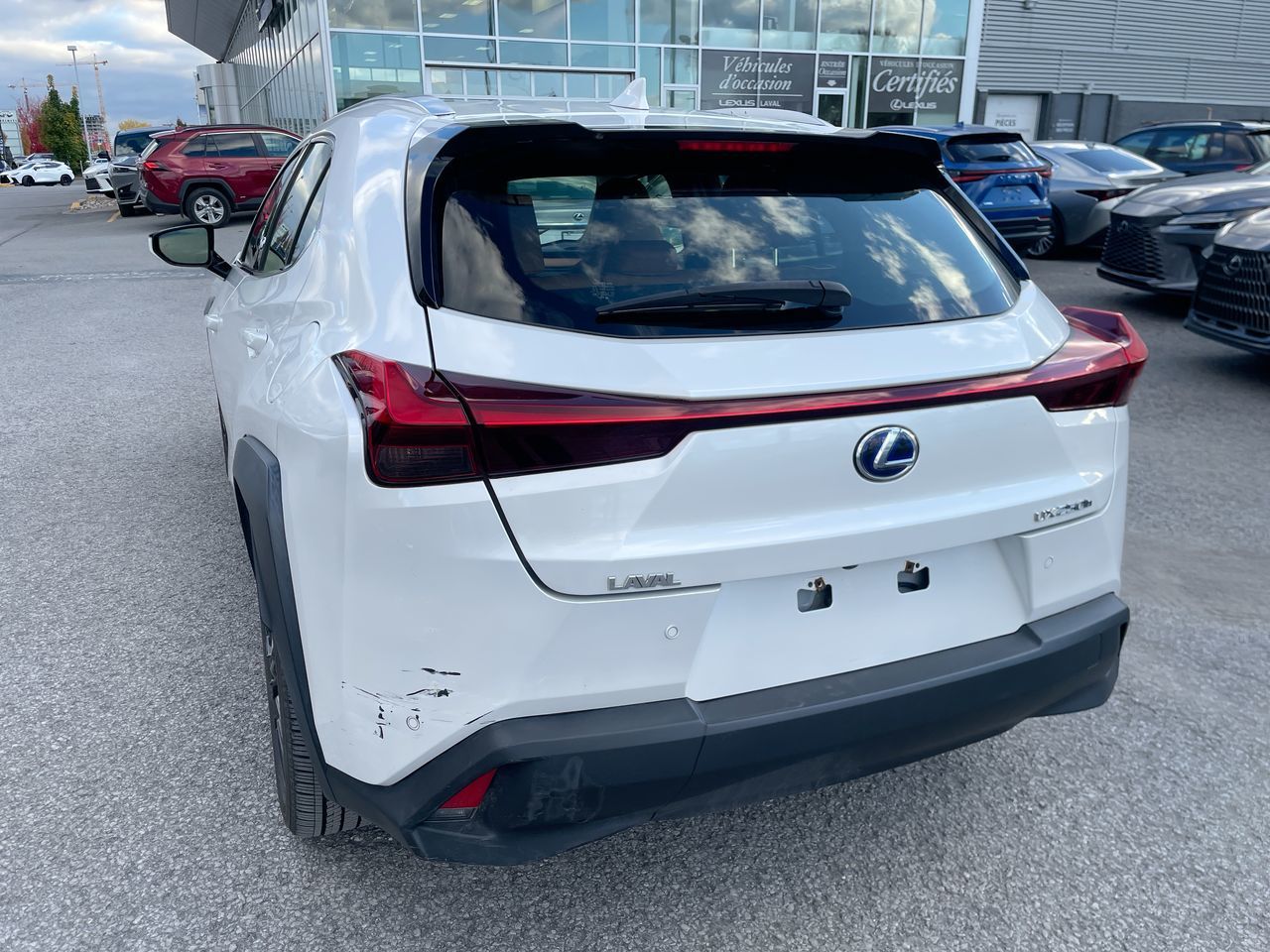 Lexus UX 250h  2021