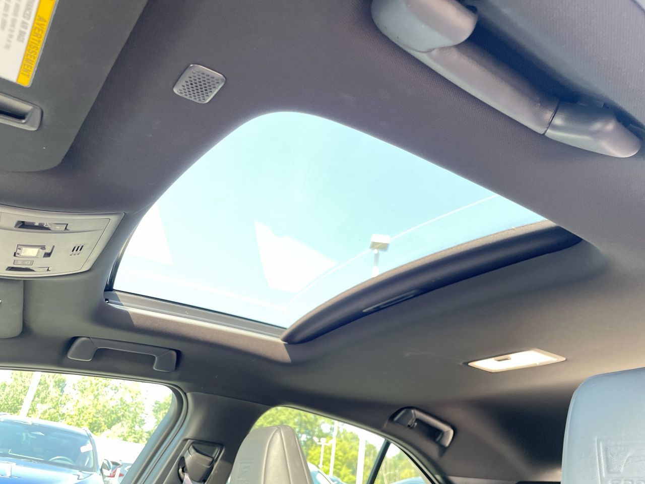2022 Lexus UX 250h in Laval, Quebec