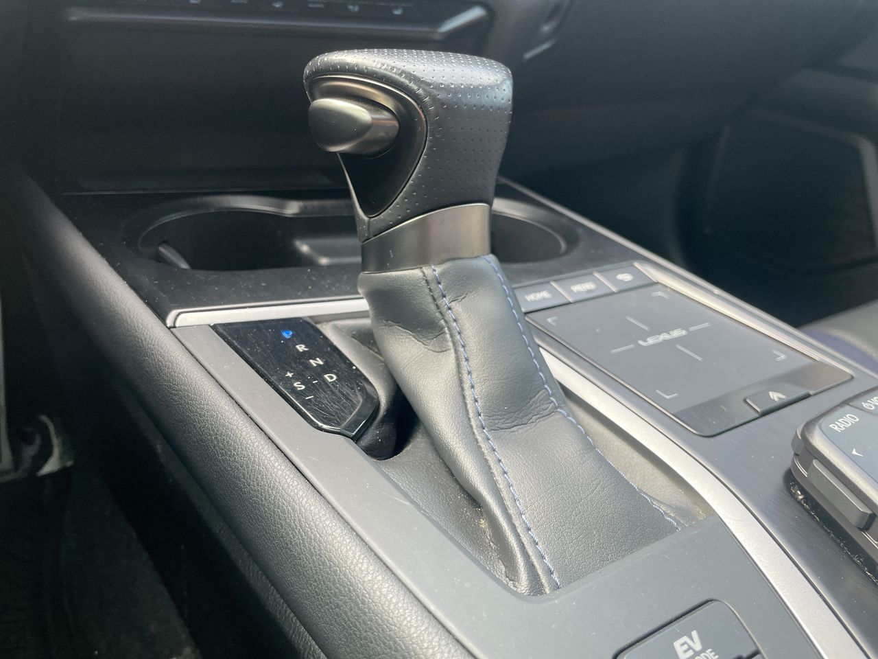 2022 Lexus UX 250h in Laval, Quebec