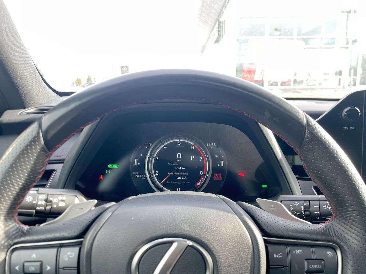 Lexus UX 250h  2023