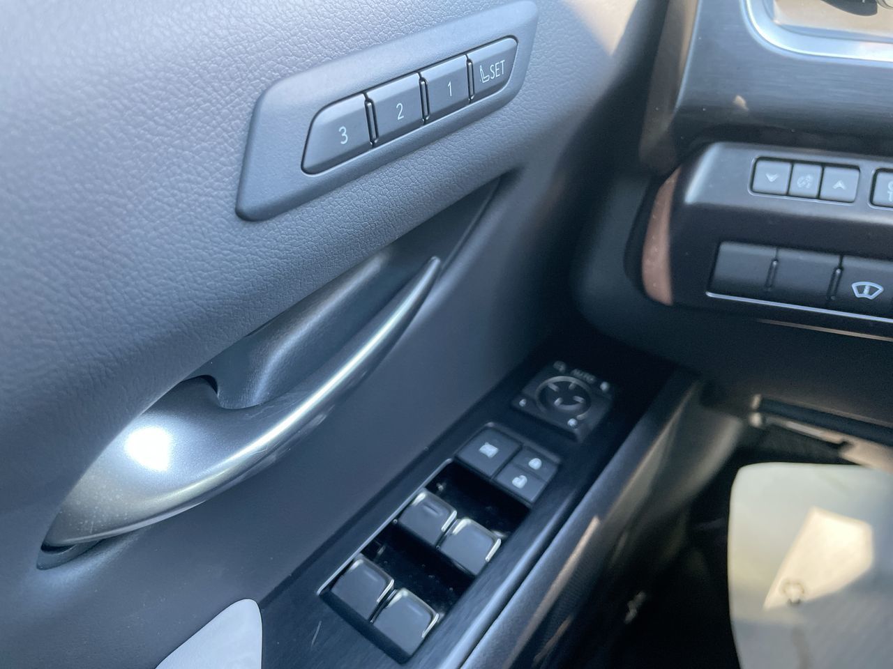 2024 Lexus UX 250h in Laval, Quebec