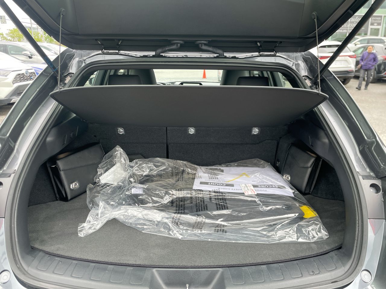 2024 Lexus UX 250h in Laval, Quebec