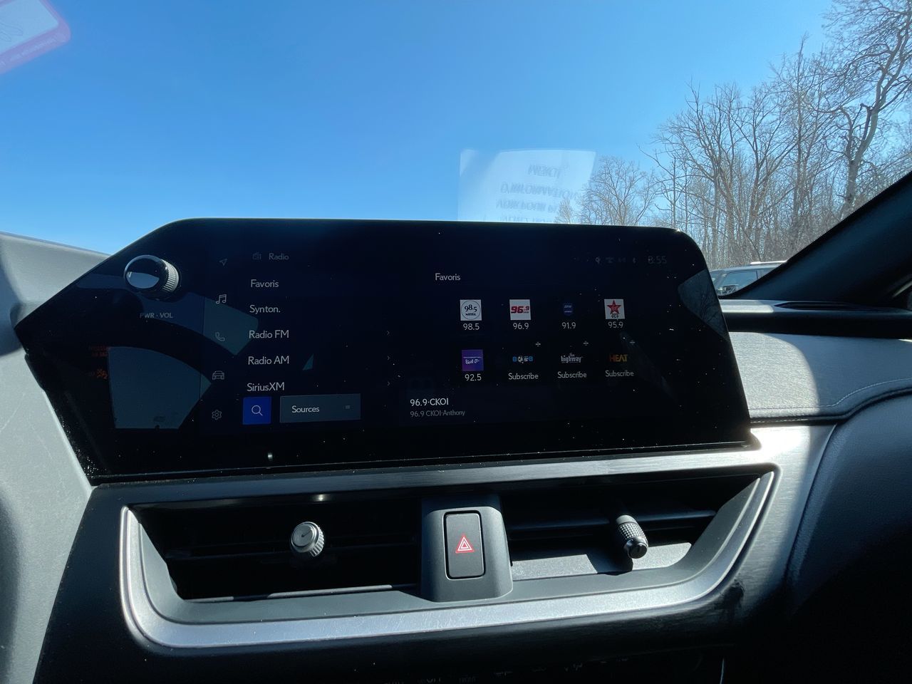 Lexus UX 250h  2024