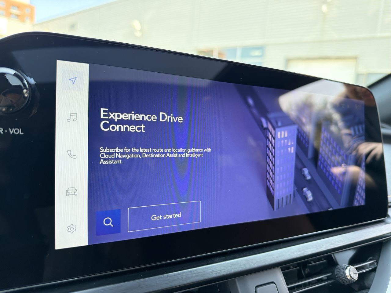 Lexus UX 250h  2024
