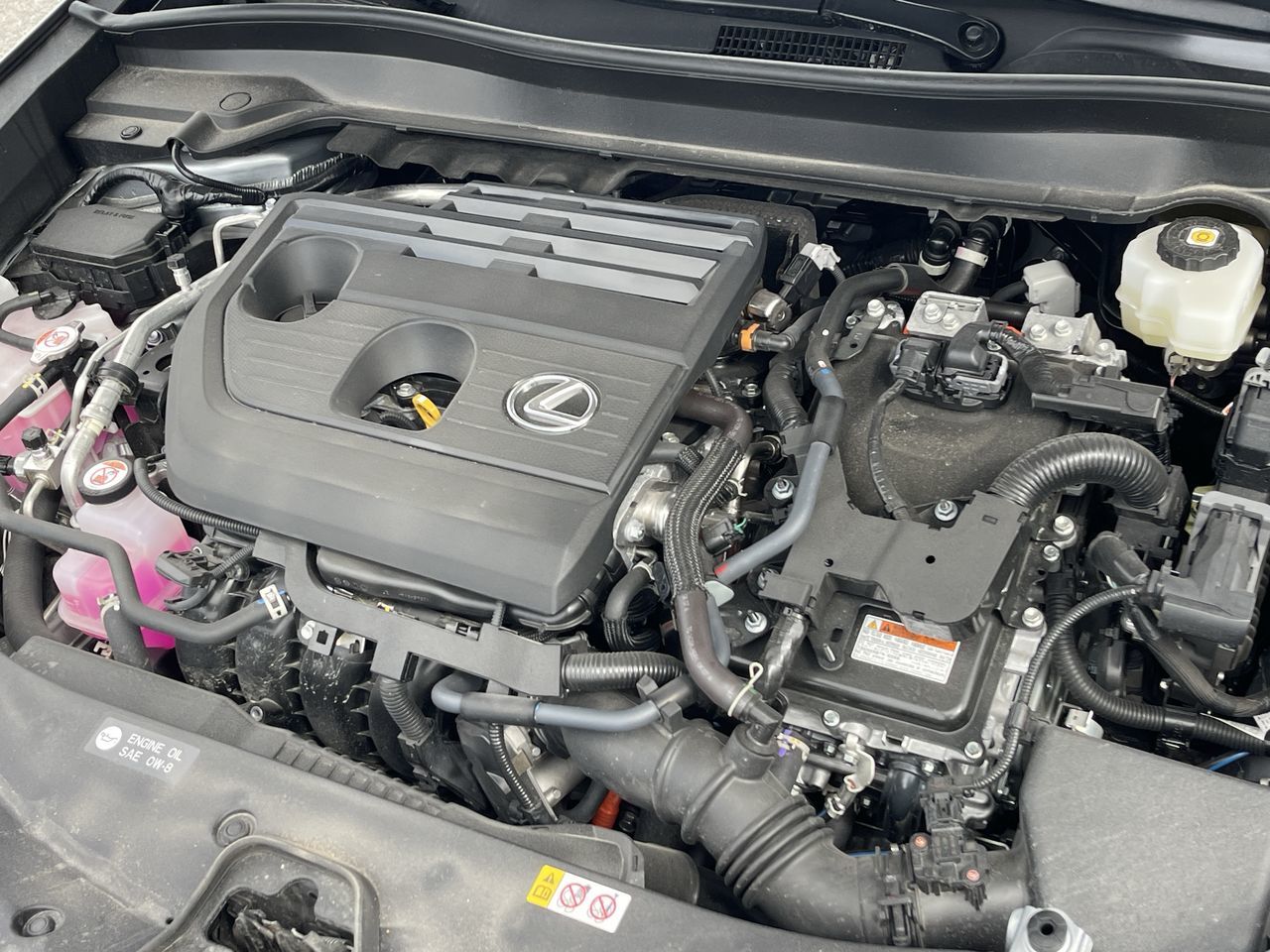 2025 Lexus UX HYBRID in Laval, Quebec