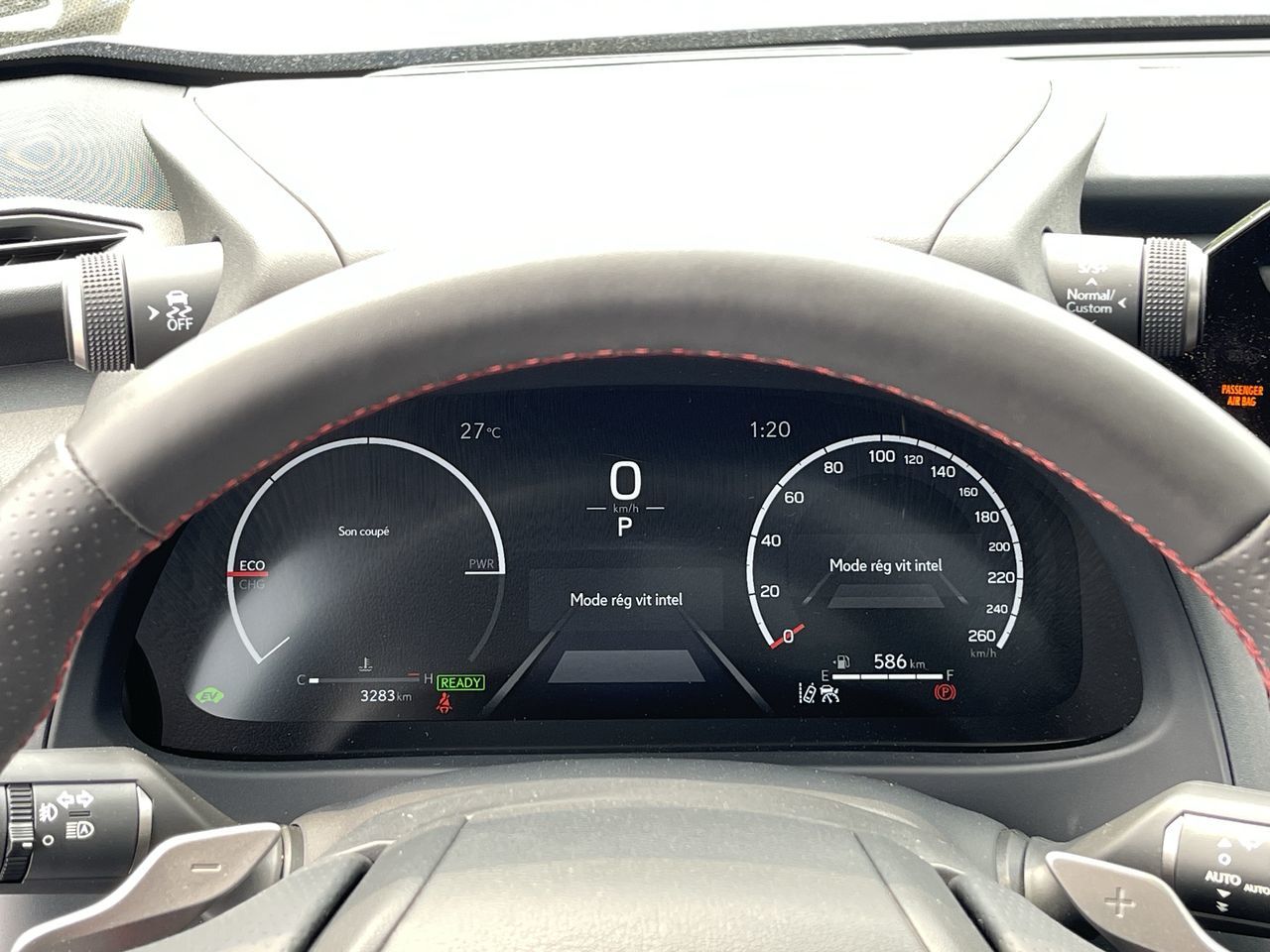 2025 Lexus UX Hybrid