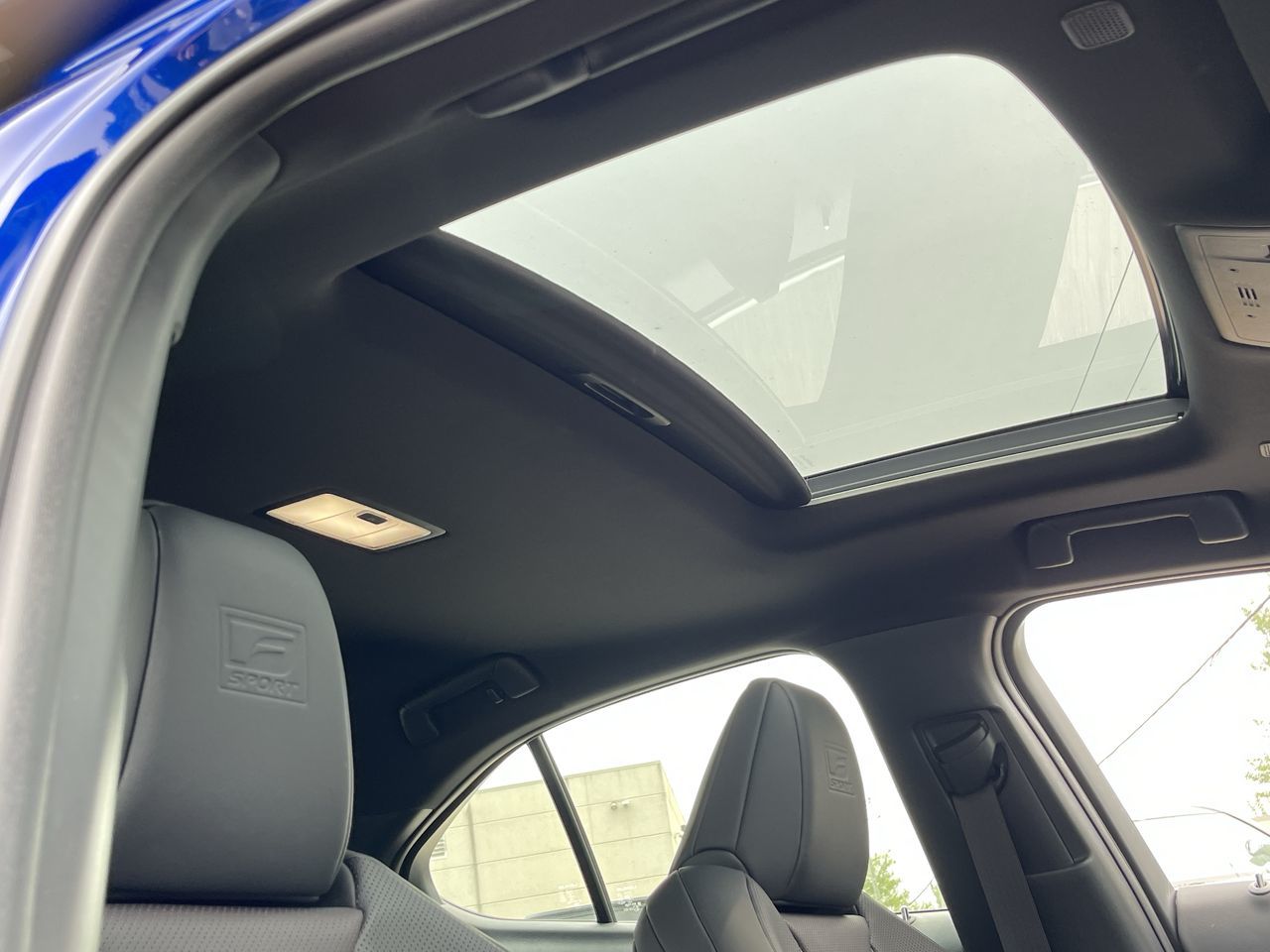 2025 Lexus UX Hybrid