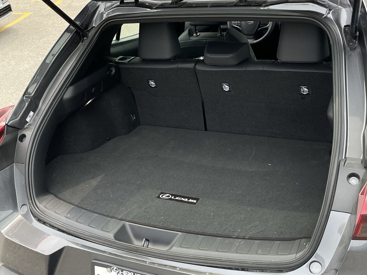 2025 Lexus UX Hybrid in Laval, Quebec