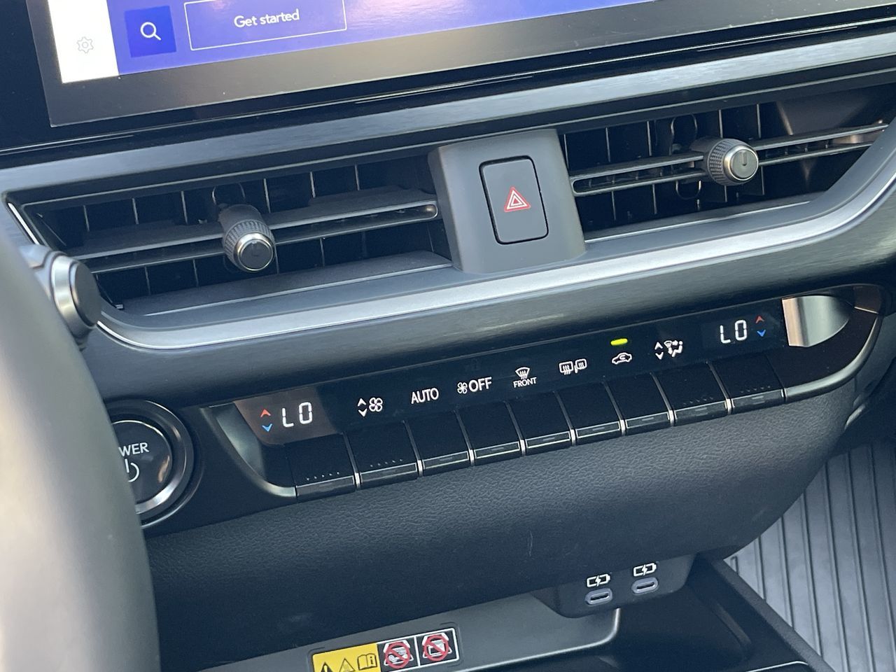 2025 Lexus UX HYBRID in Laval, Quebec