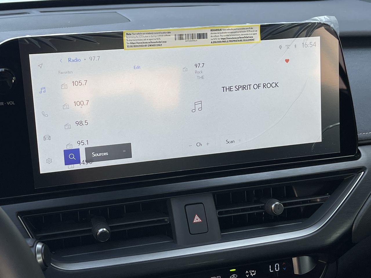 2025 Lexus UX HYBRID in Laval, Quebec
