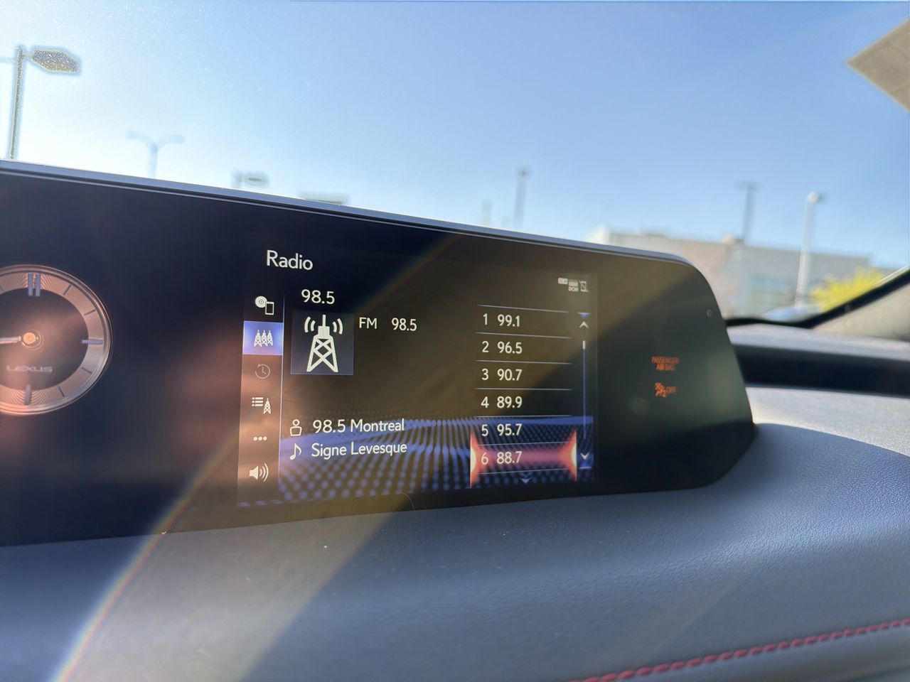 Lexus UX  2019