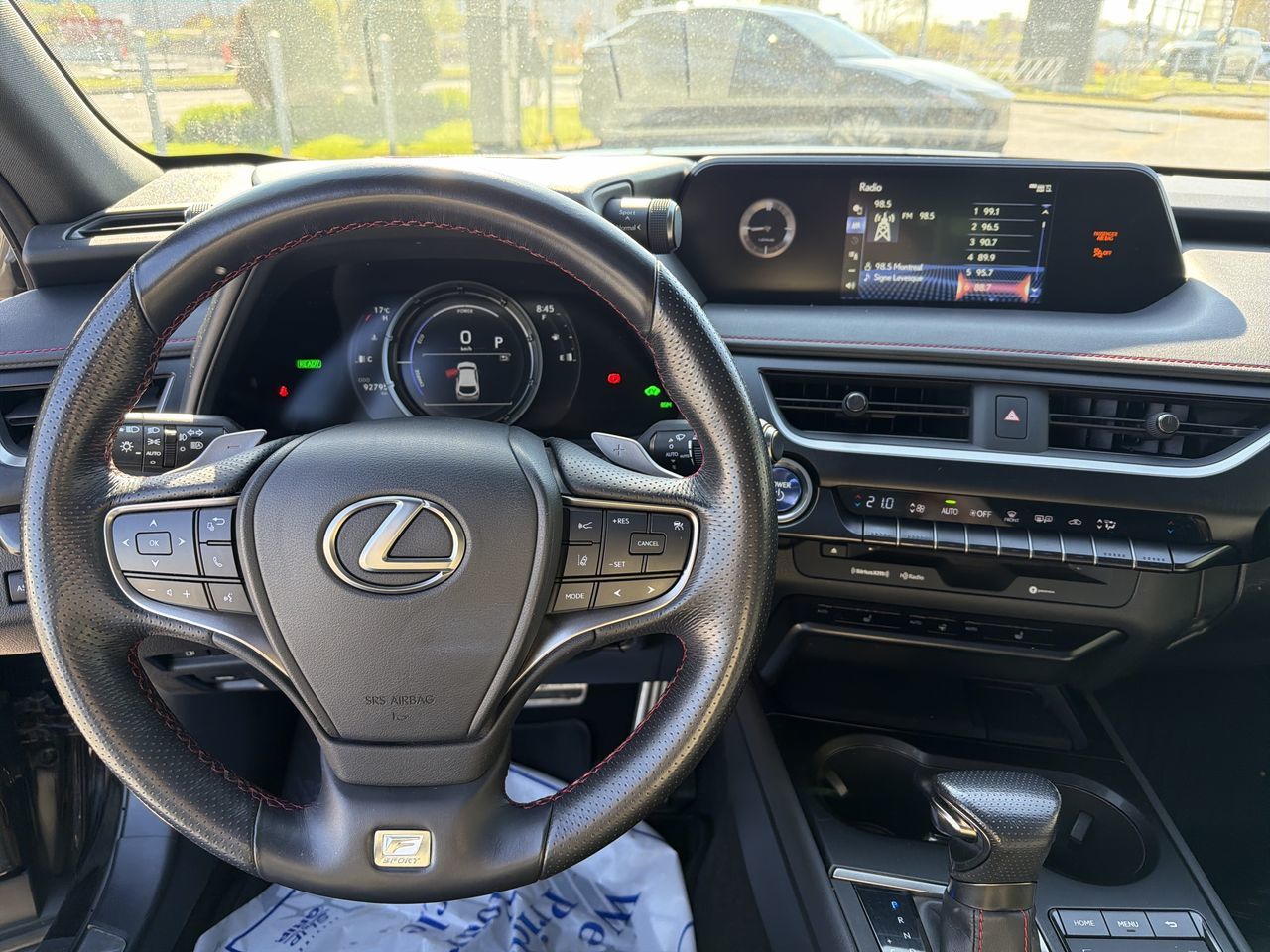 Lexus UX  2019
