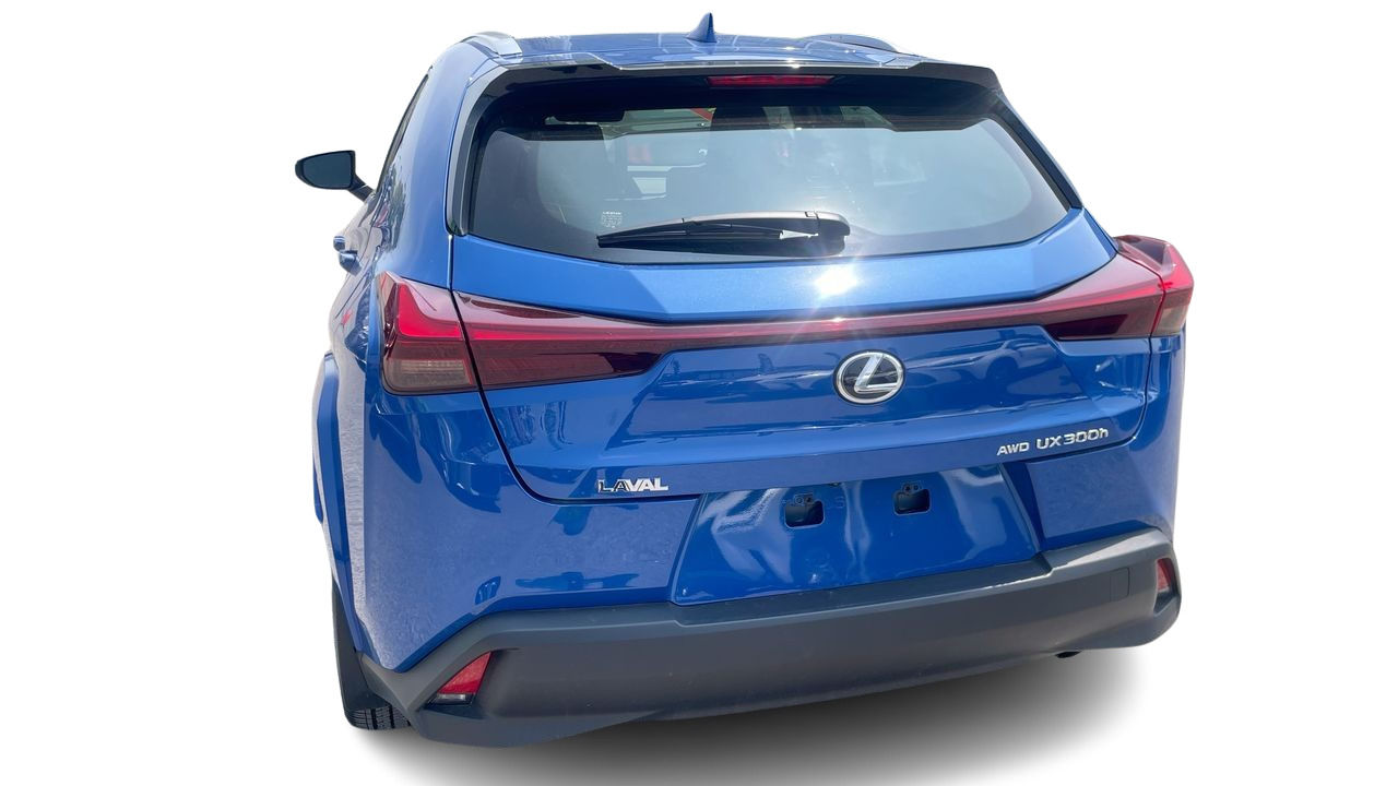 2025 Lexus UX in Laval, Quebec