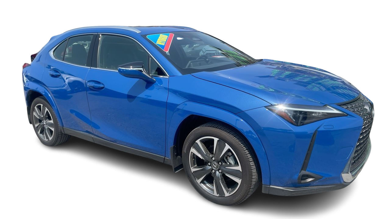 2025 Lexus UX in Laval, Quebec