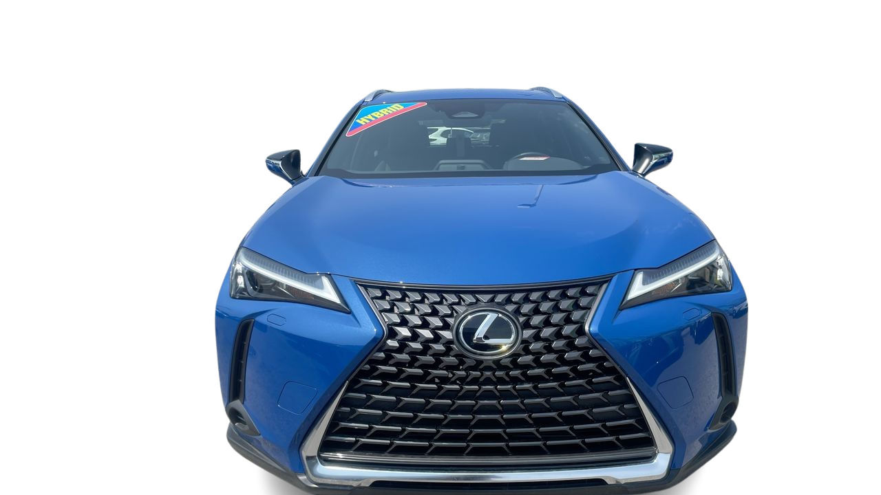 2025 Lexus UX in Laval, Quebec
