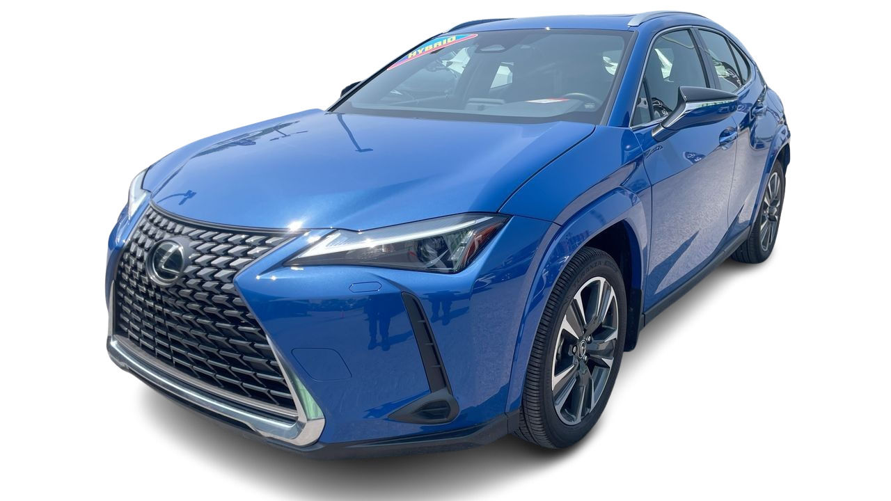 2025 Lexus UX in Laval, Quebec