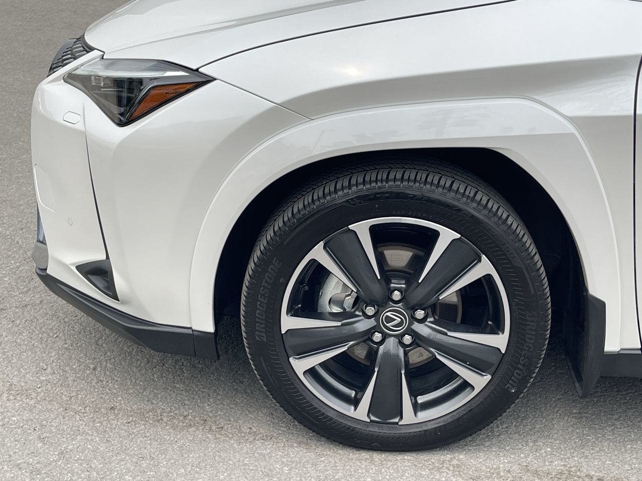Lexus UX  2025 à Laval, Québec