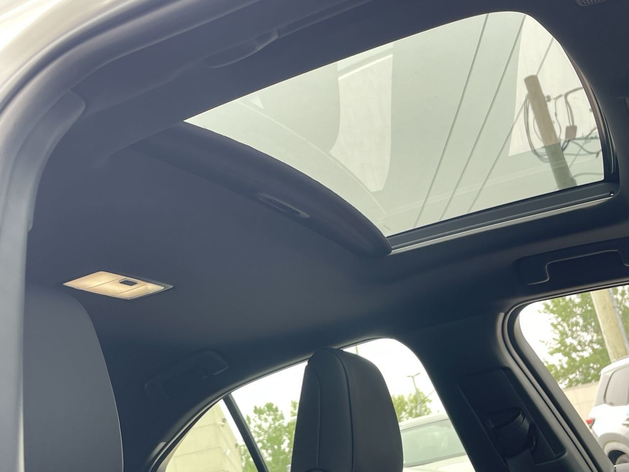 2025 Lexus UX in Laval, Quebec