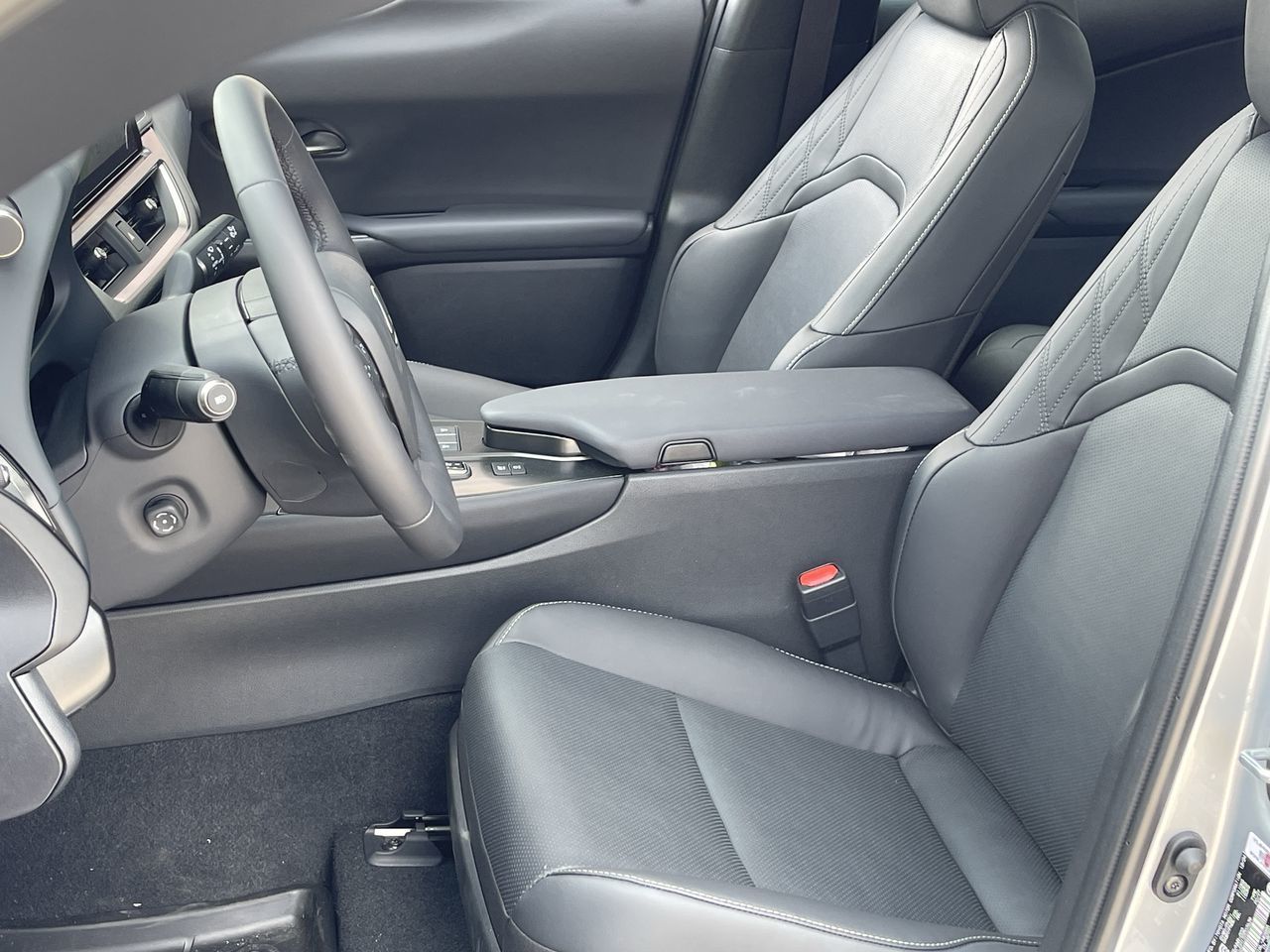 Lexus UX  2025 à Laval, Québec