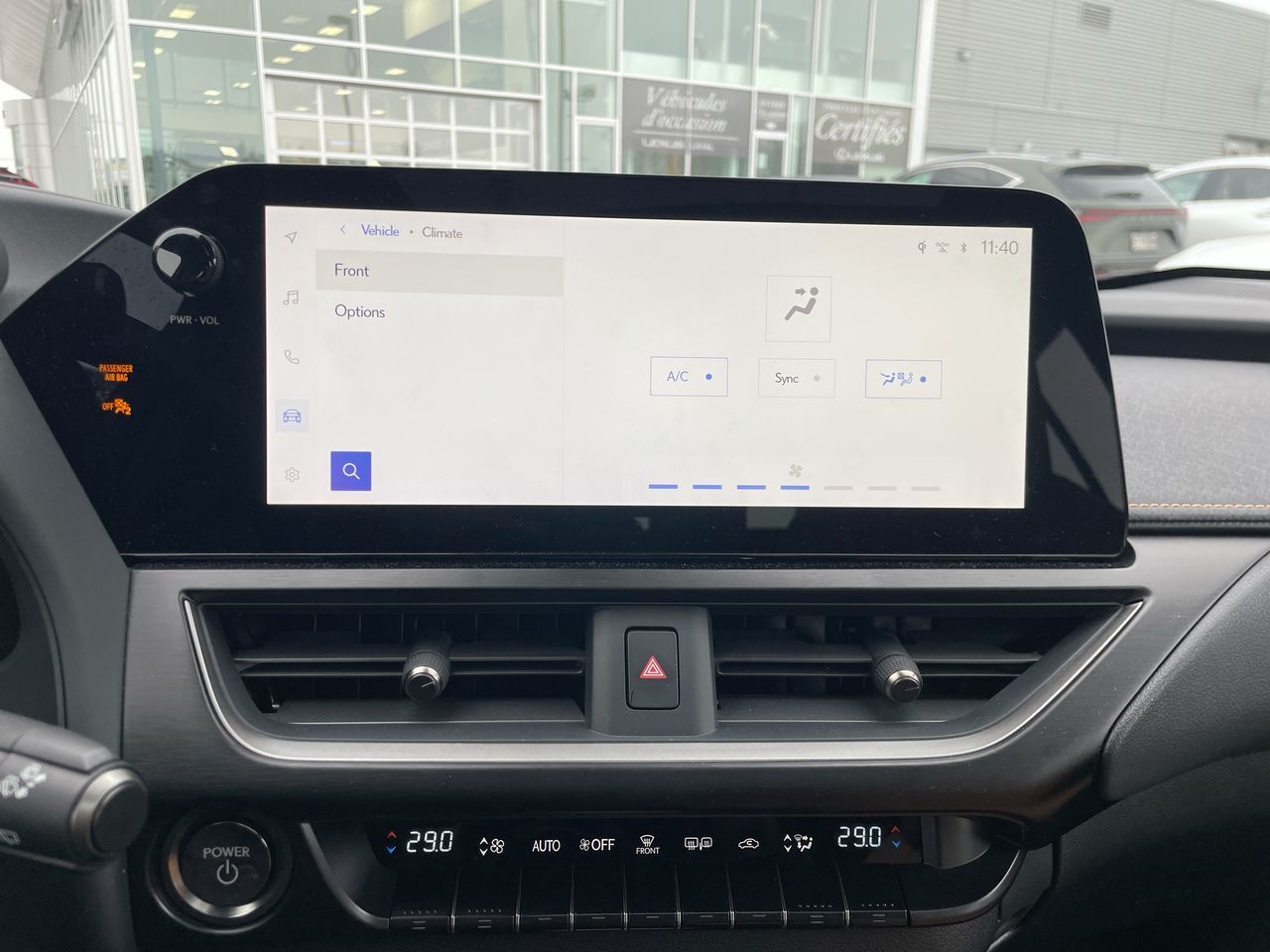 Lexus UX  2025 à Laval, Québec