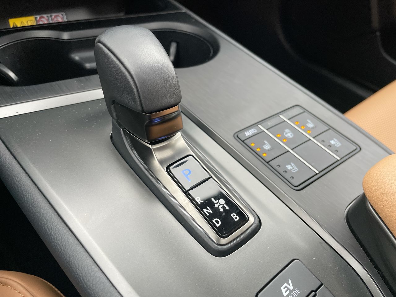 Lexus UX  2025 à Laval, Québec