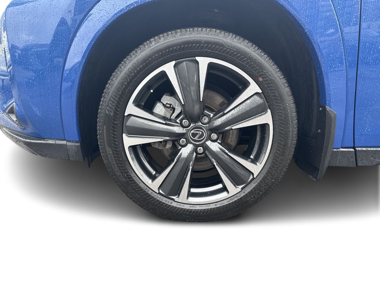 Lexus UX  2025