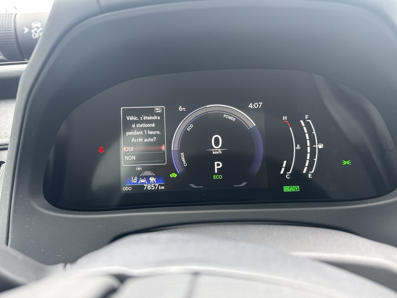 Lexus UX  2025
