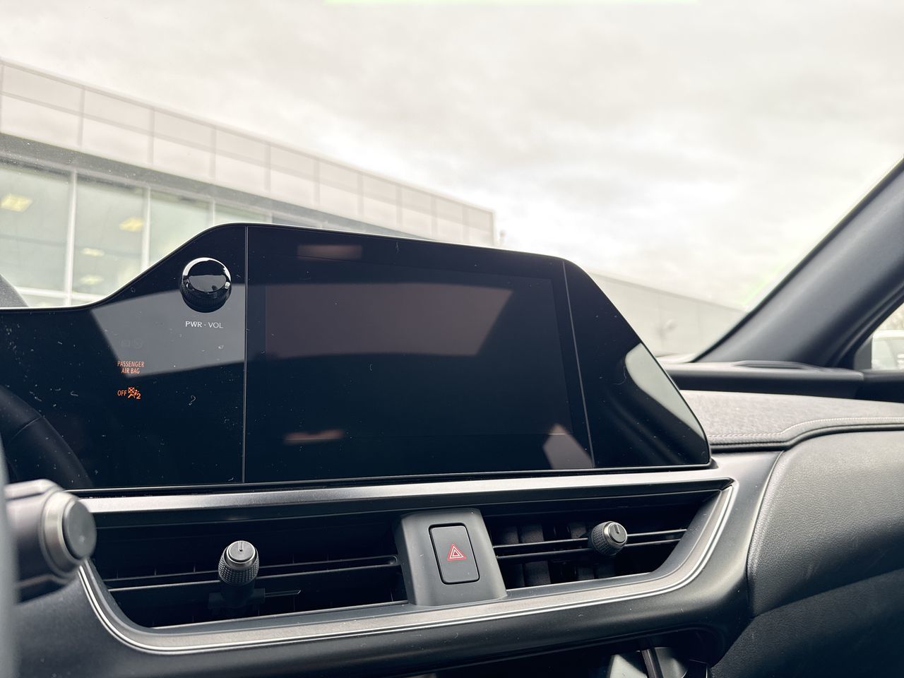 2025 Lexus UX