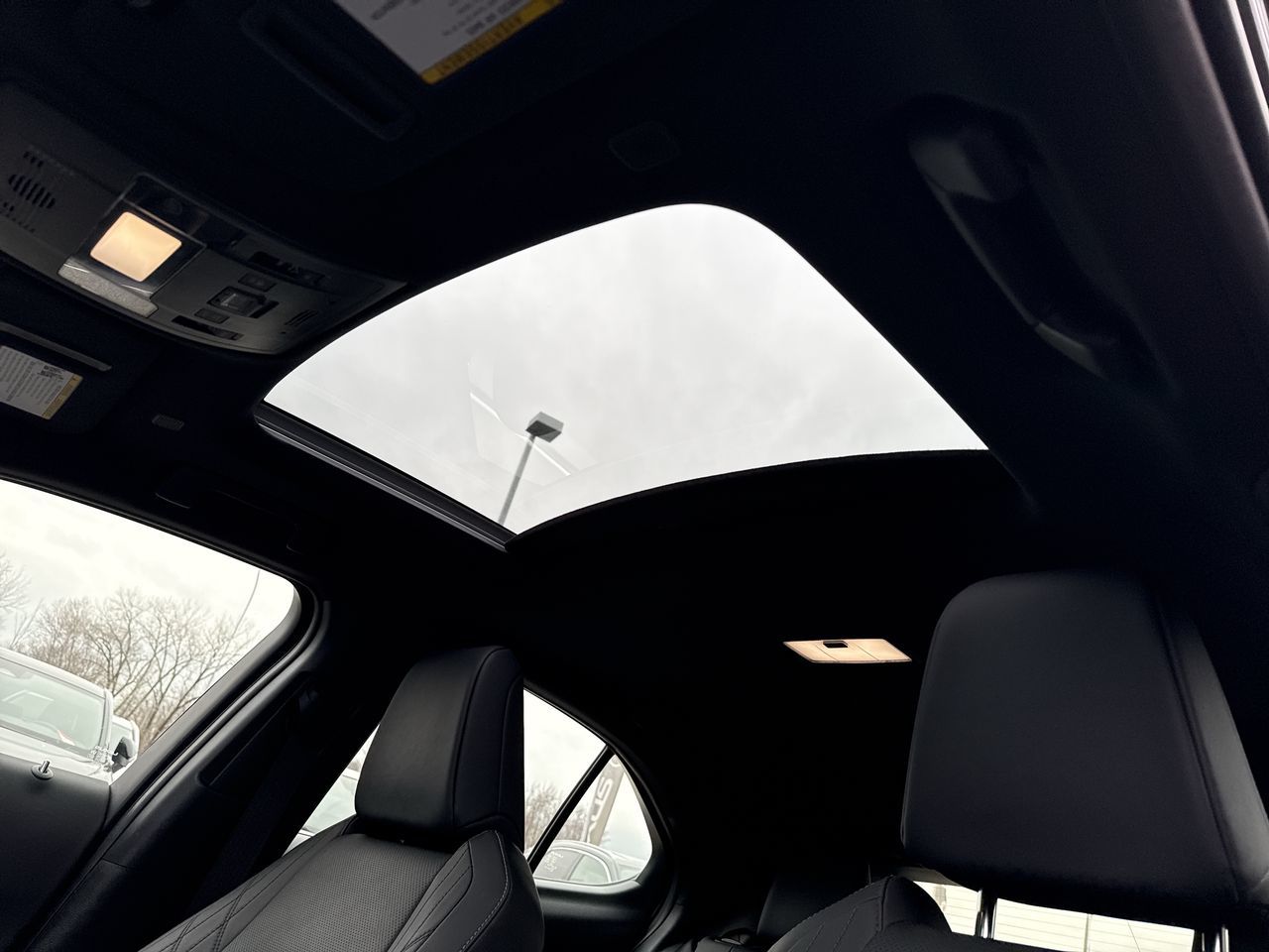 2025 Lexus UX