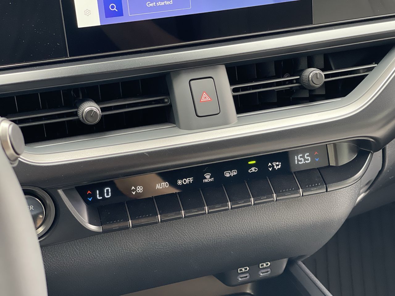 2025 Lexus UXH in Laval, Quebec