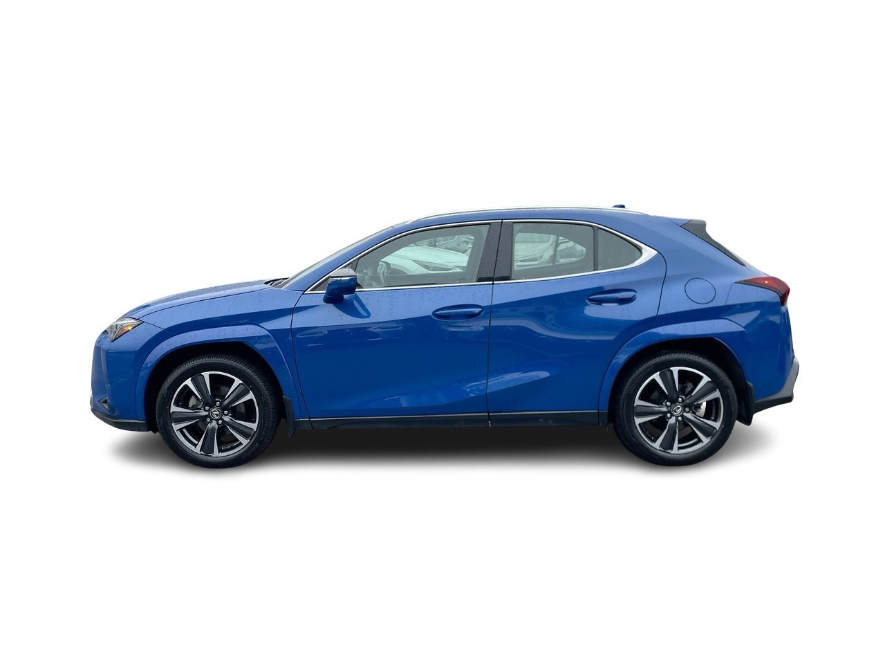 Lexus UXH  2025