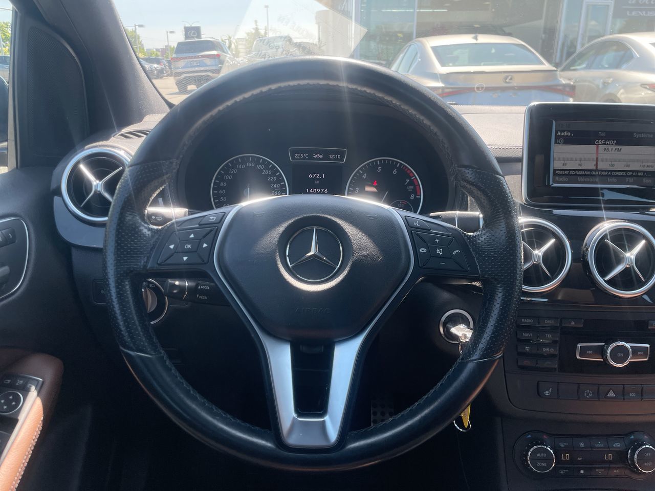 Mercedes-Benz B-Class  2013 à Laval, Québec