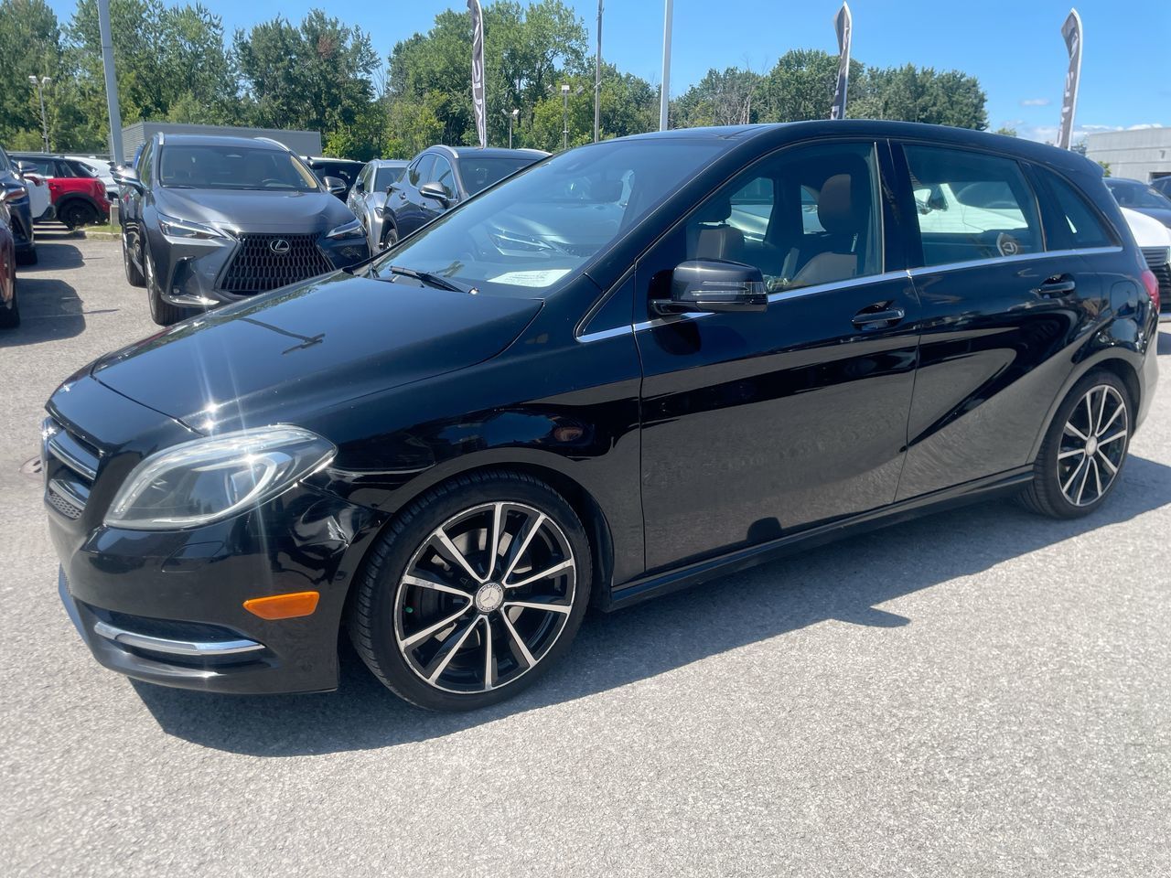 Mercedes-Benz B-Class  2013 à Laval, Québec